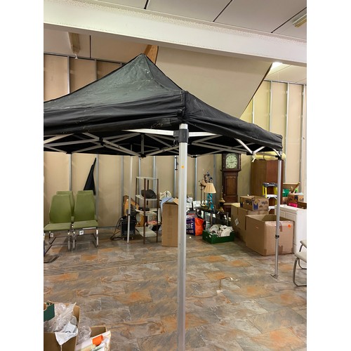 323 - 10ft x 10ft Gazebo