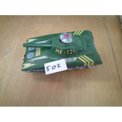 502 - MF/721 Metal Tin Tank Retro Clockwork Model (w)