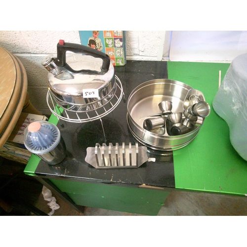 505 - Lot of Kitchenalia