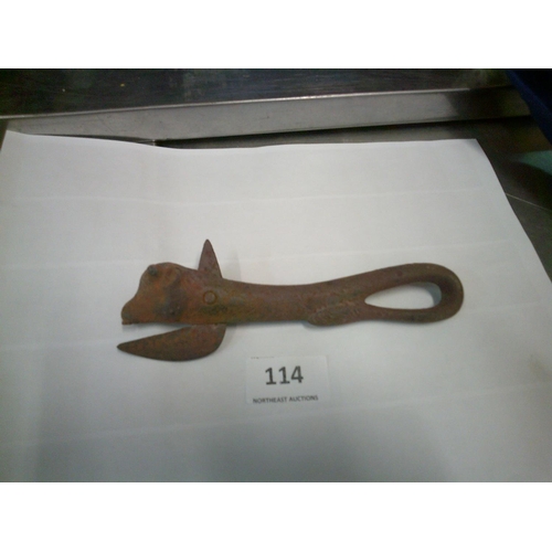 114 - Antique Bully Beef Cast Iron Can Opener