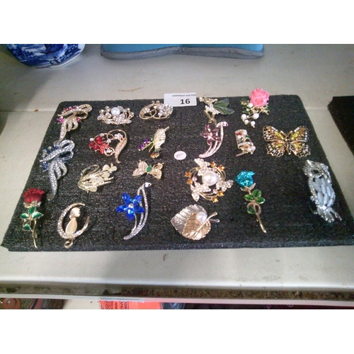 Lot 16        