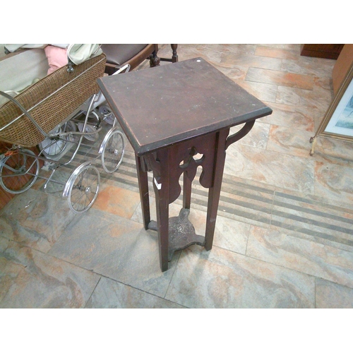 63 - Vintage Wooden Plantstand (31