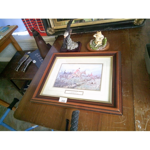 332 - Hunt Scene Print & 2 Collectables