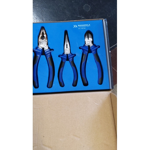 270 - 3PCS Pliers Set from Manarola Professional Tools. Made of chrome vanadium steel and nickel-plated. E... 