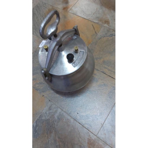 355 - Vintage aluminium whistling pot