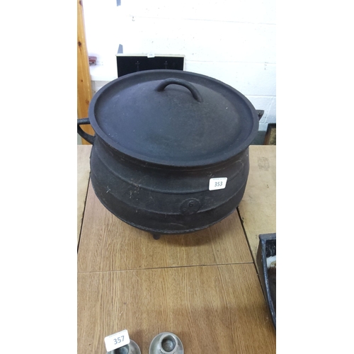 353 - Large vintage cast iron skillet pot with lid and handles, marked with a number 6.