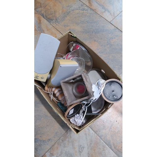 130 - Mixed lot containing Philips speakers, decorative candle lantern, assorted glassware, wooden items, ... 