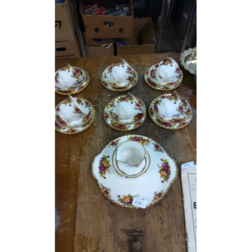 239 - 21 Pce Fine Bone China Old Country Rose Teaset