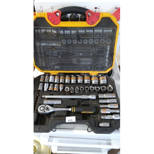 468 - Socket and ratchet wrench set in a durable plastic case. Includes various socket sizes and extension... 