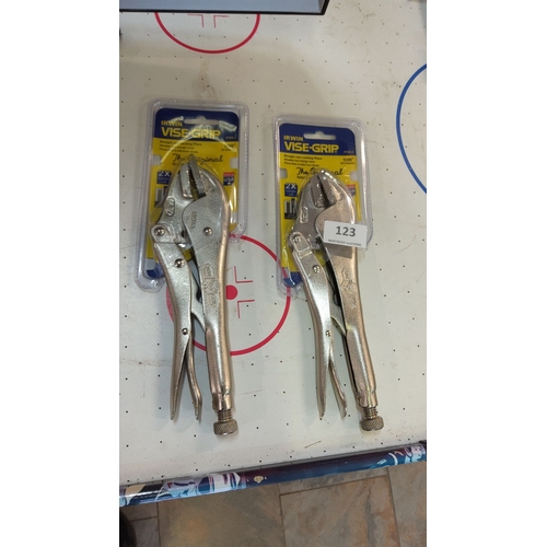 123 - Pair of Irwin Vise-Grip 10R straight jaw locking pliers in original packaging.