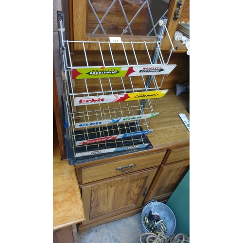 412 - Vintage Wrigley's gum display rack, from the 20th century. Multi-tier metal wire construction featur... 