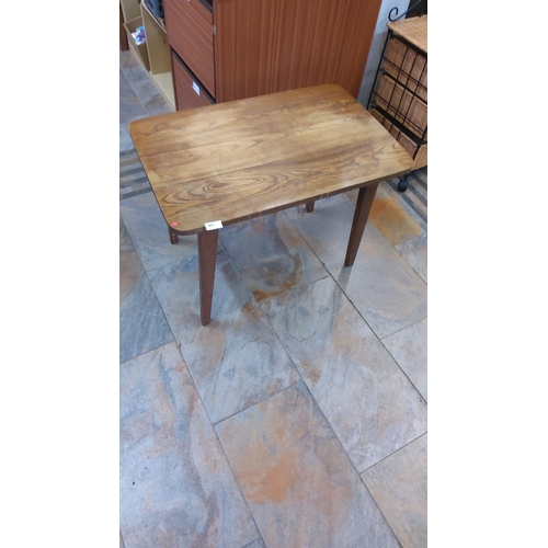 65 - Mid-Century Modern wooden coffee table, approximately 80 cm width, 45 cm depth, 50 cm height. Featur... 