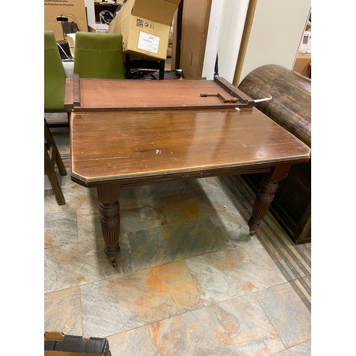 466 - Vintage wind out Table on castors 4ft x 4ft (extra leaf is 21