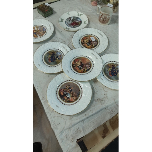 181 - Set of Coalport bone china Christmas plates from 1980s, featuring original Pratt prints. Includes de... 