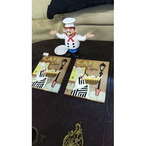 185 - Decorative set includes a figurine and two 