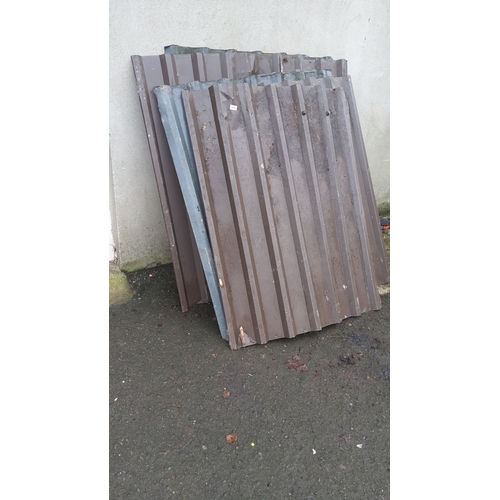 456 - 5 lengths of galvanise (3ft x 4ft)