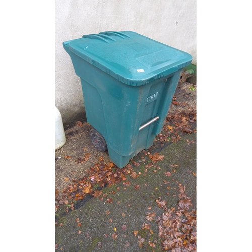 461 - Large Wheelie Bin