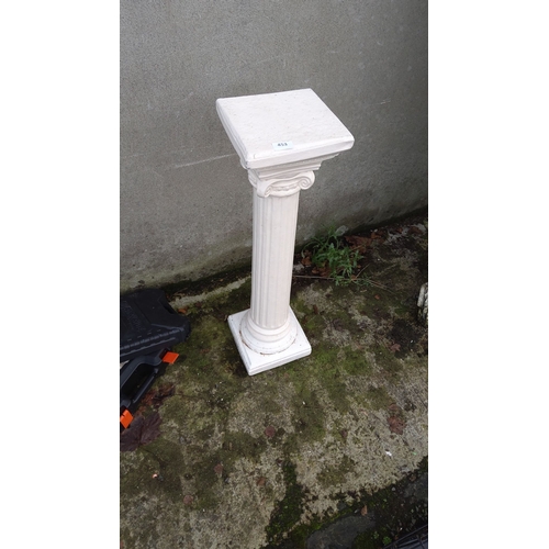 453 - White concrete column pedestal, featuring fluted shaft and decorative capital. Approximate height: 3... 