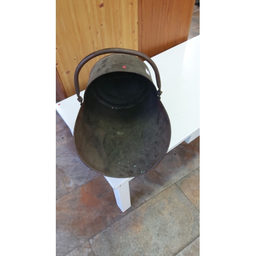 135 - Victorian copper and brass coal scuttle, circa 1900.