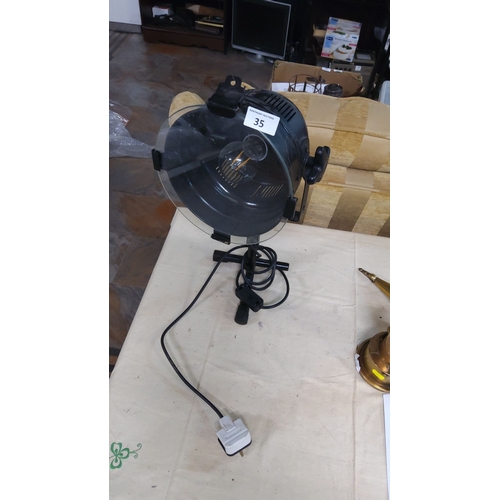 35 - Vintage theater spotlight, black metal, adjustable stand.(w)