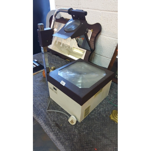 355 - 3M Model 223 overhead projector, classic educational and presentation equipment.