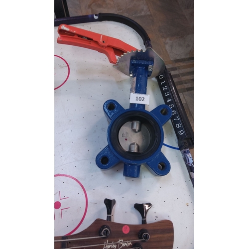 102 - Cast Iron Lug Butterfly Valve