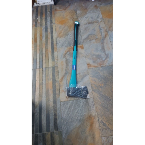 204 - Modern fiberglass-handled splitting maul with ergonomic grip, durable steel head, and protective wra... 