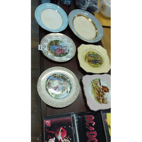 494 - Assorted decorative porcelain plates including 2 Arklow,2 Royal Winton & 2 Staffordshire