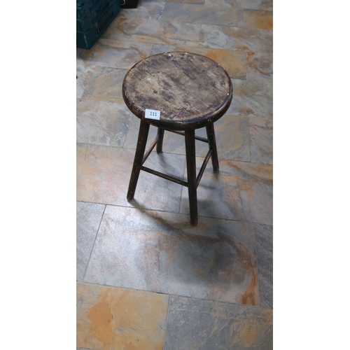 111 - Rustic vintage wooden stool, charming patina, from mid-20th century.