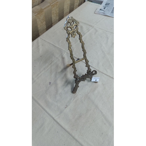 6 - Ornate Victorian-style brass easel stand, from the late 19th to early 20th century. Features elegant... 