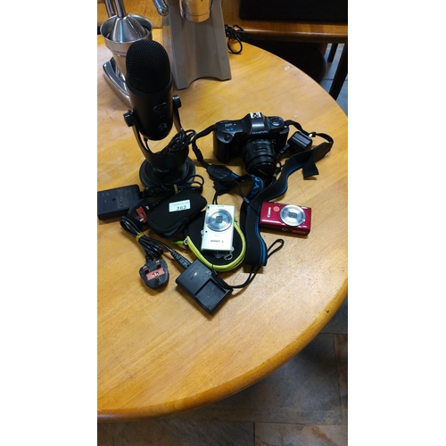 262 - Mixed lot,including an Olympus digital camera, two Canon compact cameras, a Blue Yeti USB microphone... 