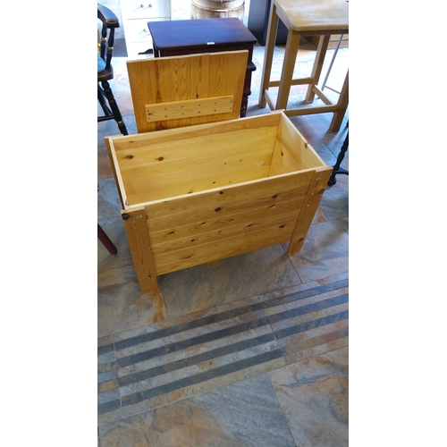 296 - Rustic pine storage chest with a removable hinged lid. Sturdy construction with visible knot details... 