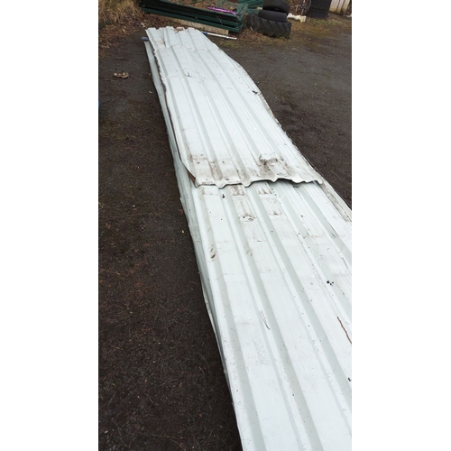 442 - Corrugated metal roofing sheets.(6 sheets ,x 22ft x 3ft,1 x 12ft x 3ft sheet)