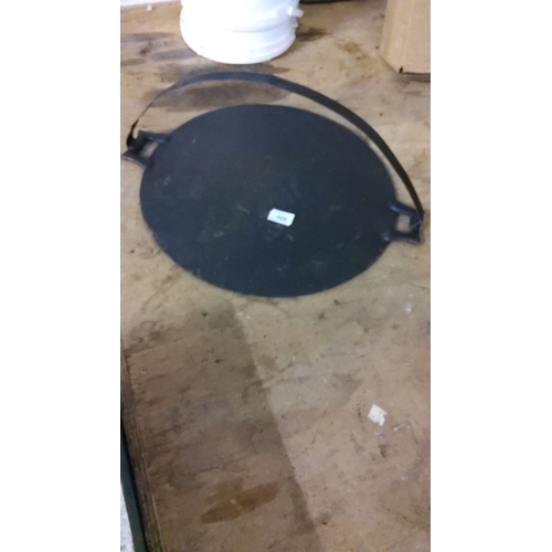 408 - Vintage Griddle (2 ft diameter)