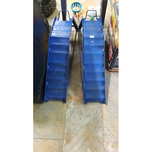 490 - Pair of heavy-duty steel car ramps, painted blue. Sturdy construction with reinforced sides for adde... 