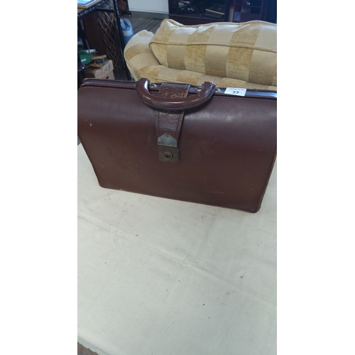 Lot 27        