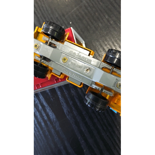 14 - Majorette diecast articulated truck with twin “SuperTrans” containers, blue cab and yellow chassis, ... 