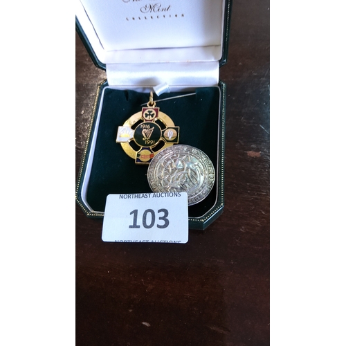 103 - Lot of two: Dublin Mint Collection gilt and enamel pendant commemorating the 1916 Rising 75th annive... 