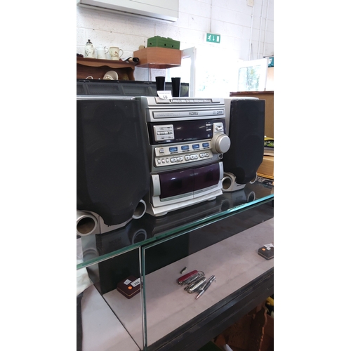69 - Philips FW39C 3-CD mini hi-fi system with twin cassette deck, AM/FM tuner and paired bookshelf speak... 