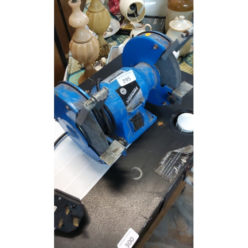 Lot 295       
