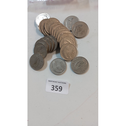 359 - Group of Irish Republic decimal 10 pence cupronickel coins, salmon reverse and harp obverse, assorte... 