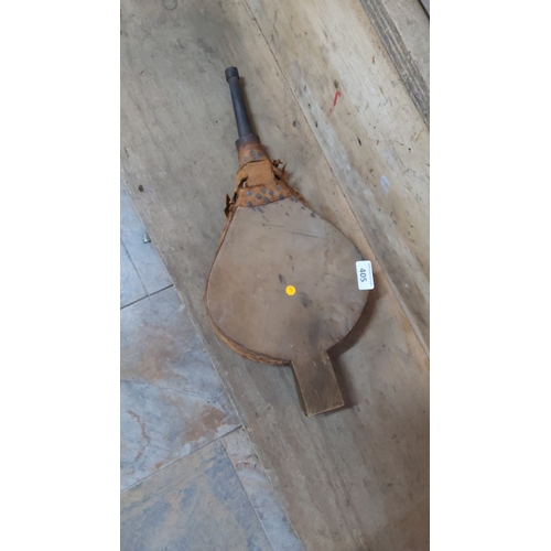 Lot 405       
