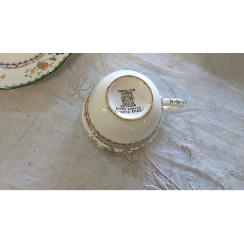 167 - A Copeland Spode ‘Chinese Rose’ bone china part tea service, England—comprising teacups with matchin... 