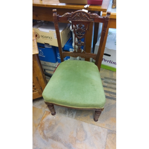 80 - Late 19th/early 20th century carved walnut side chair.