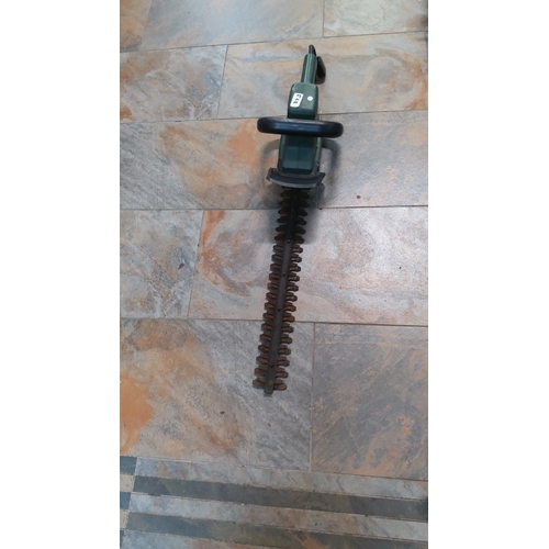 522 - Electric hedge trimmer, model GT 220, with 40cm/16 inch reciprocating blade, green moulded housing w... 