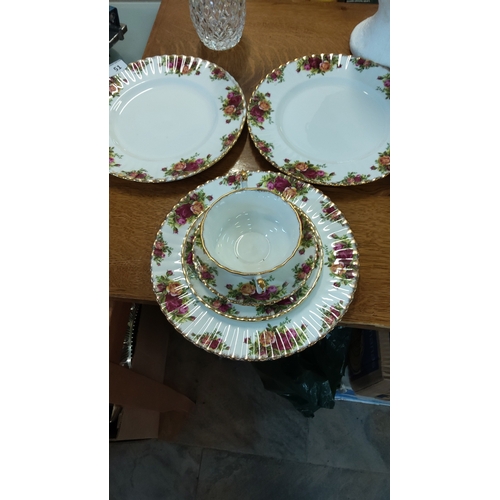 Royal Albert ‘Old Country Roses’ bone china part tea service comprising ...