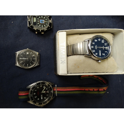 Watches inc Boxed TIMEX [C19]