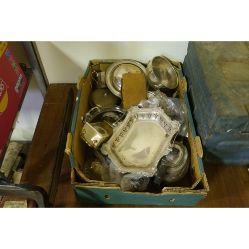 474 - Box of silver plate