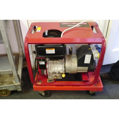 518 - BSP 2700 generator with trolley