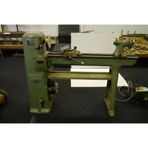 525 - Wadkin woodworking lathe